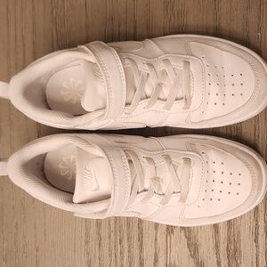 Nike youth Unisex low top sneakers